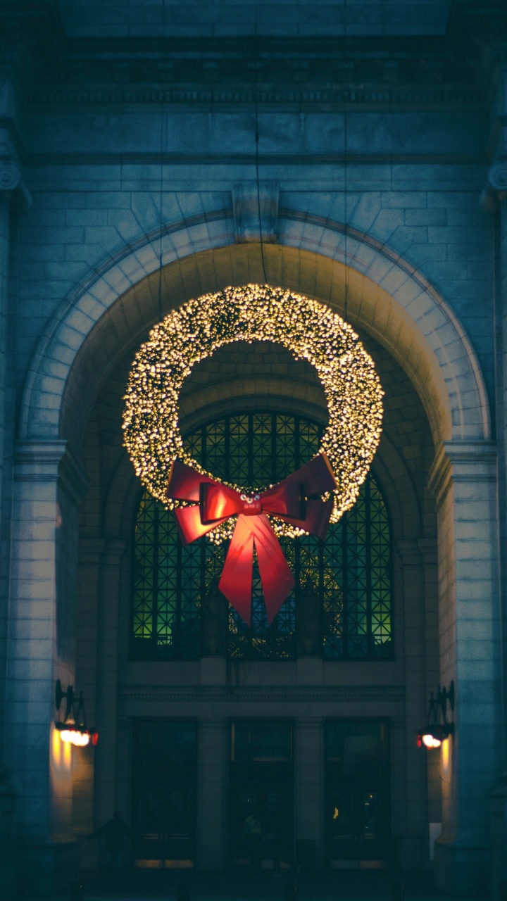 Weihnachtsbeleuchtung, Weihnachtsdekoration, Weihnachtsbaum, Kranz, Neujahr. Wallpaper in 720x1280 Resolution