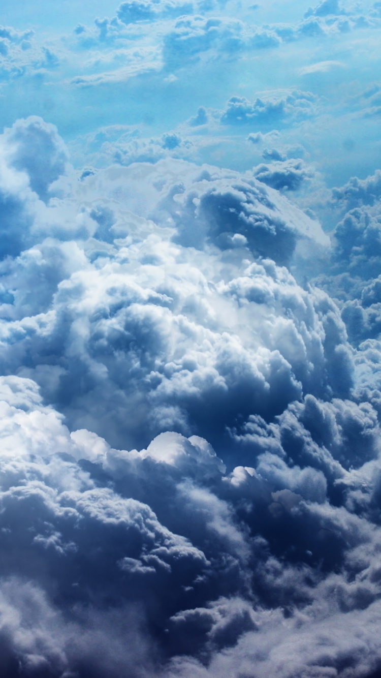 White Clouds and Blue Sky. Wallpaper in 750x1334 Resolution