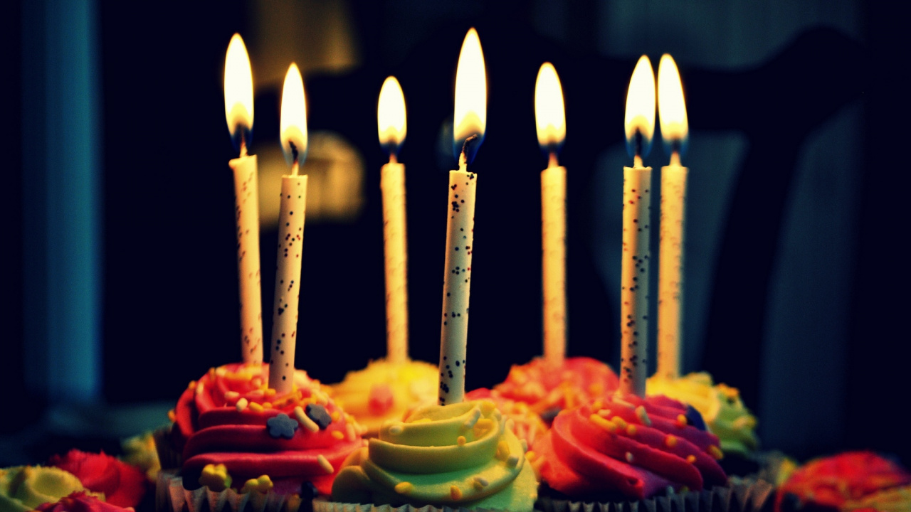 Gâteau D'anniversaire, Gâteau, Bougie, Éclairage, Jaune. Wallpaper in 1280x720 Resolution