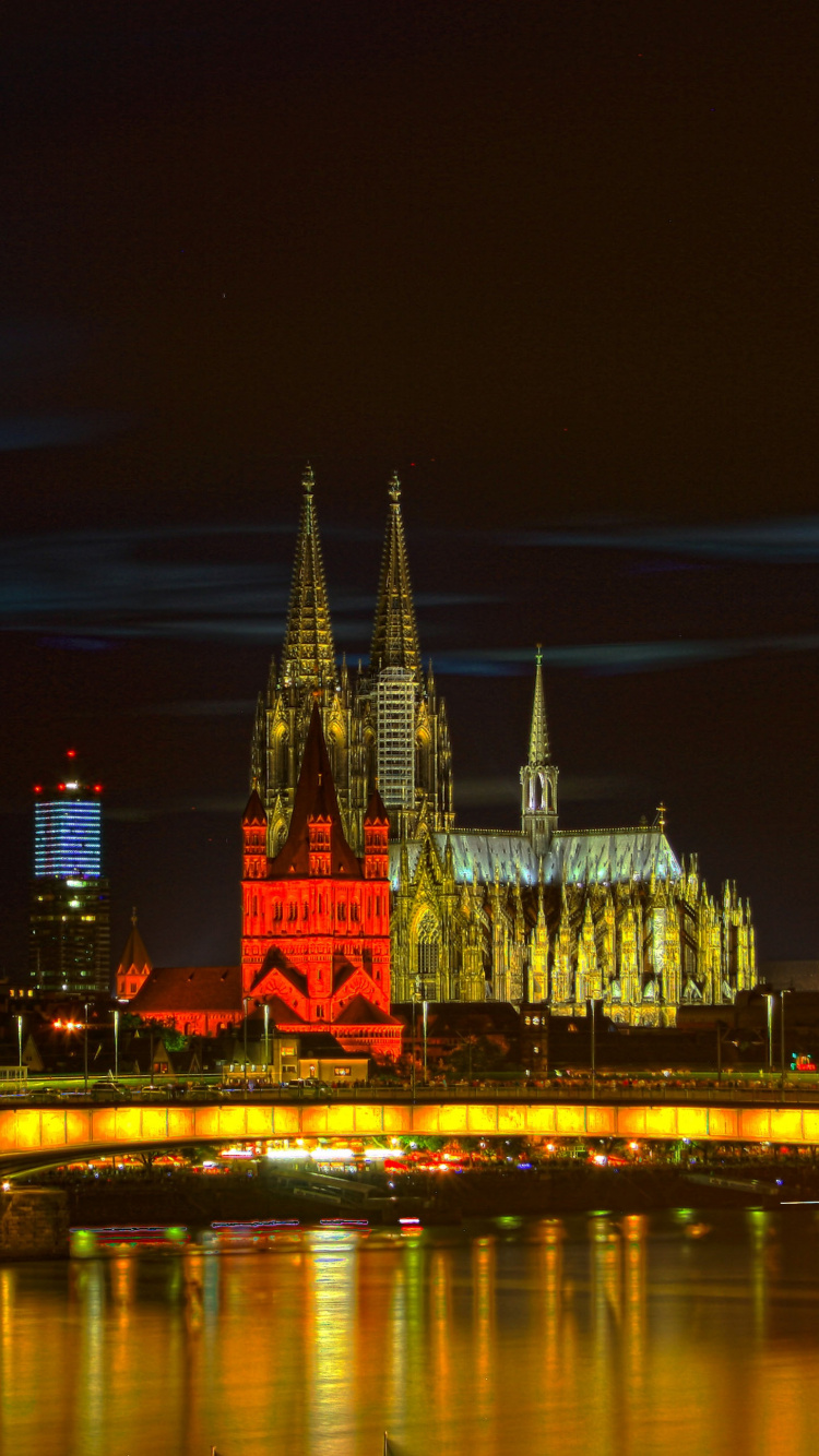 La Cathédrale De Cologne, Nuit, Réflexion, Eau, Lumière. Wallpaper in 750x1334 Resolution