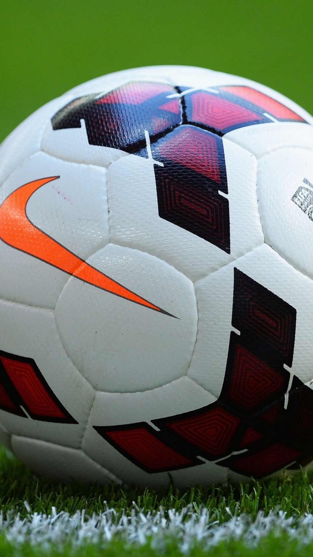 Nike Fußball Auf Dem Feld, Liverpool f c, Premier League, Ball, Kit. Wallpaper in 1080x1920 Resolution