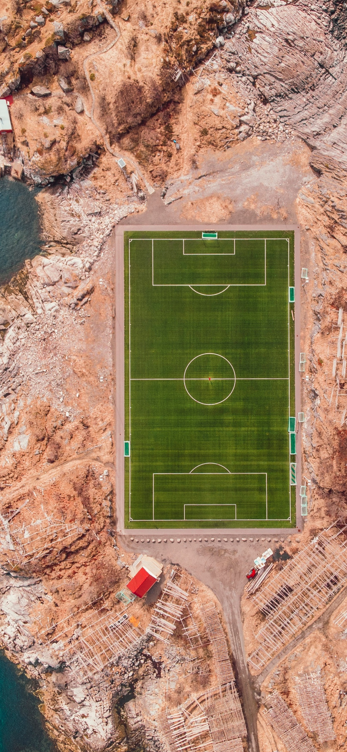 Stadion, Henningsvr Sportmannschaft Bühne, Henningsvr, Lofoten, Bryant-Denny-Stadion. Wallpaper in 1125x2436 Resolution