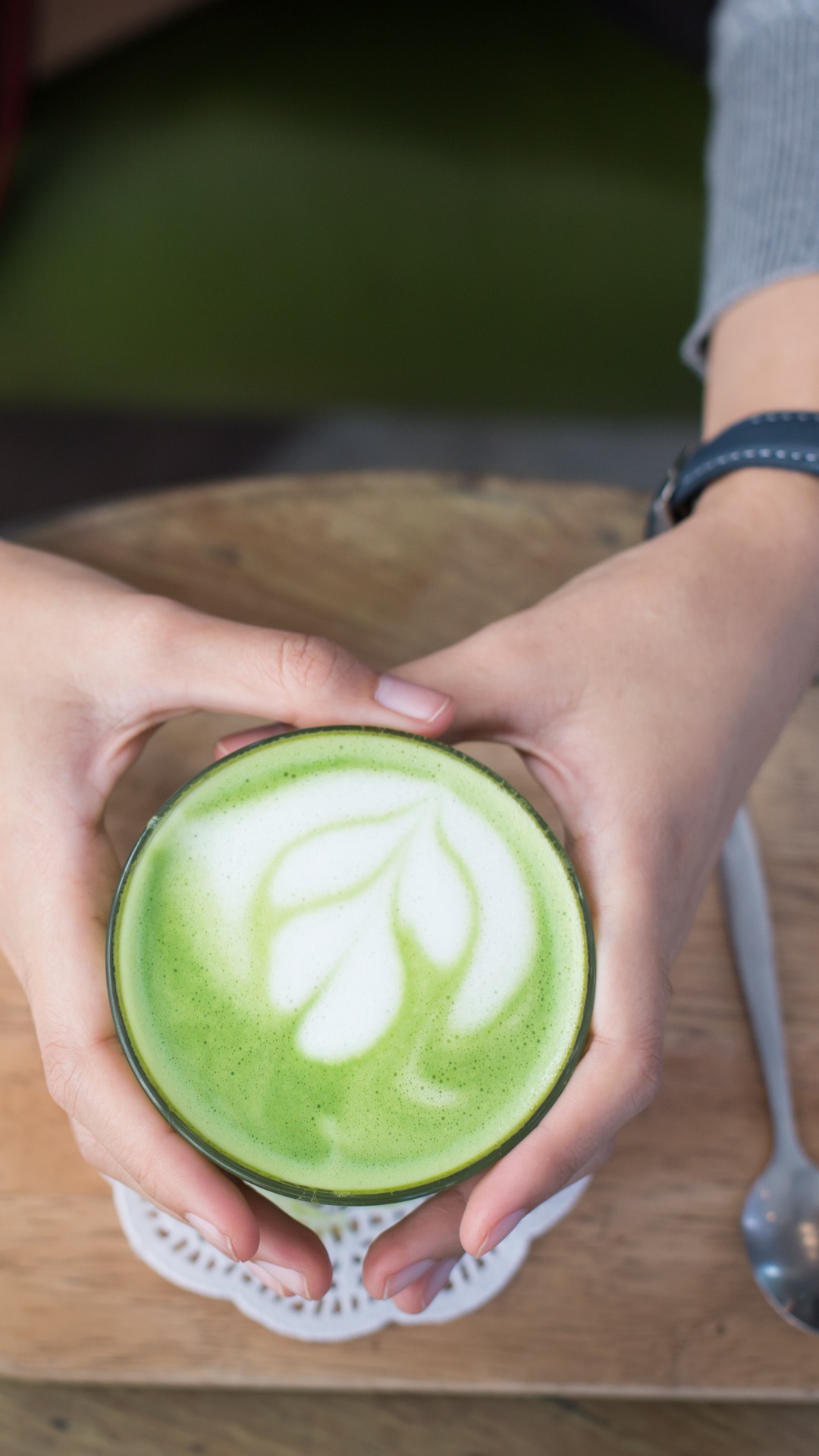 拿铁咖啡, 绿茶, 绿色的, 手, 食品 壁纸 1080x1920 允许