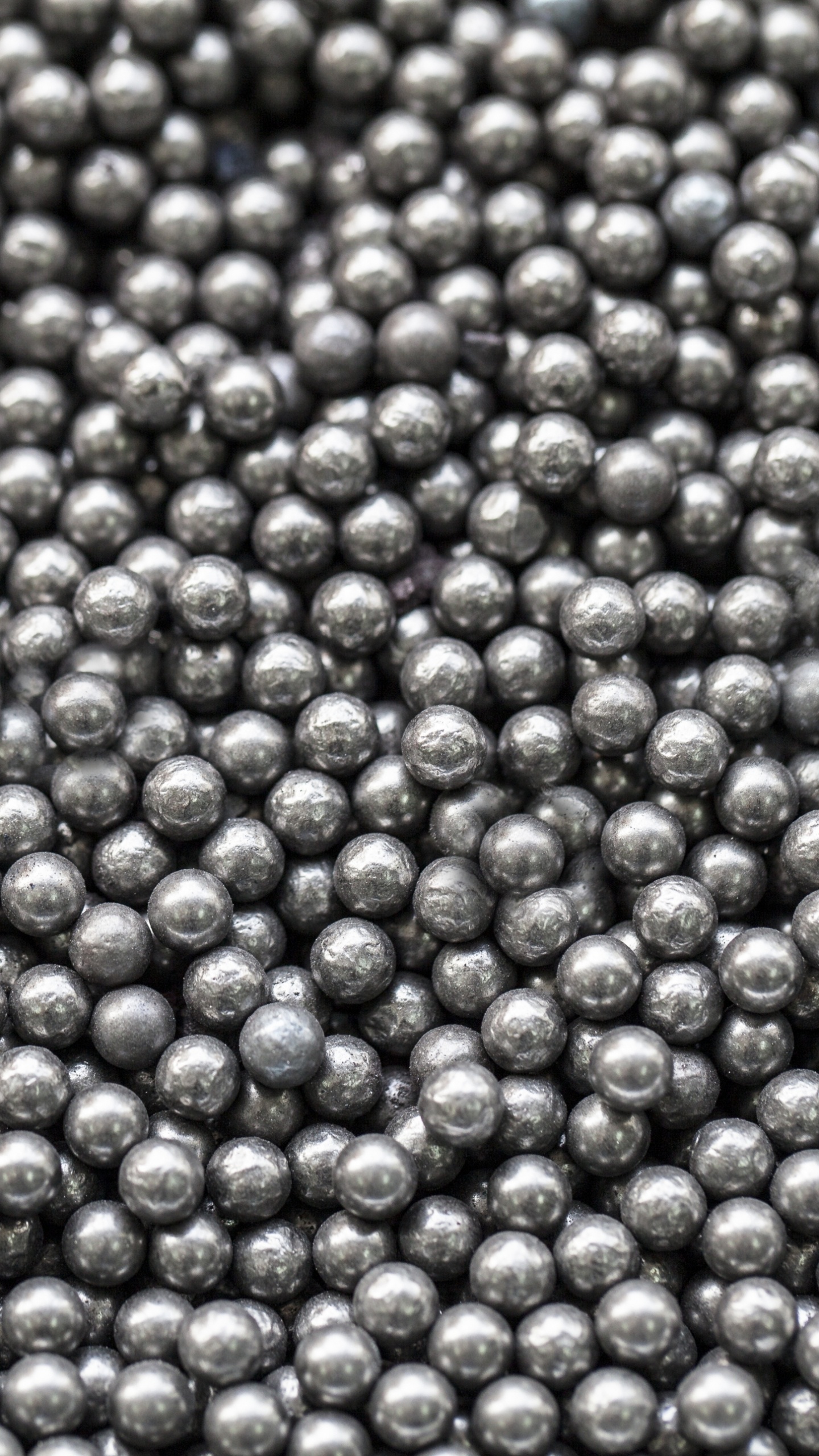 Purple and Green Round Fruits. Wallpaper in 1440x2560 Resolution