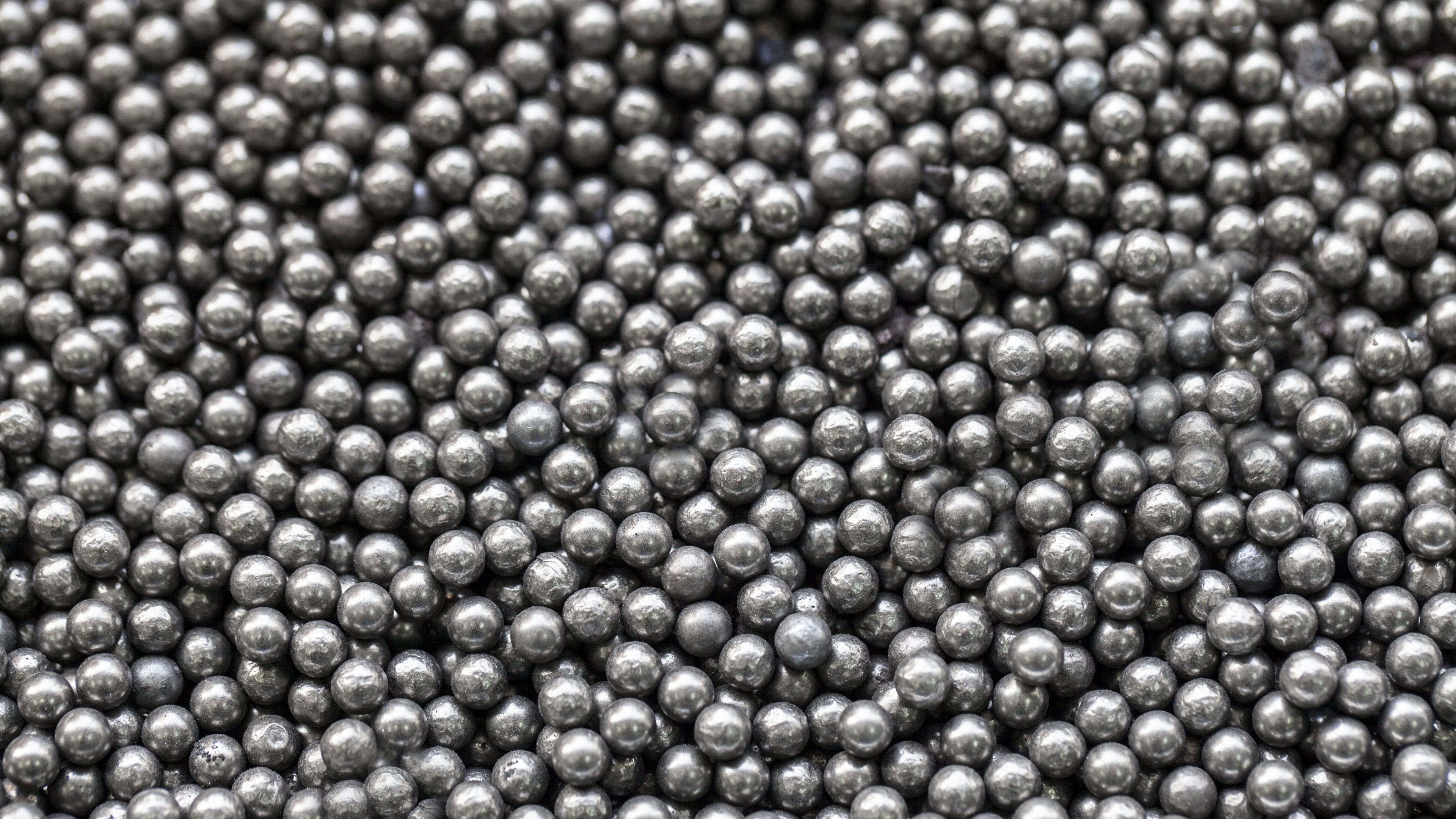 Frutos Redondos Morados y Verdes. Wallpaper in 3840x2160 Resolution