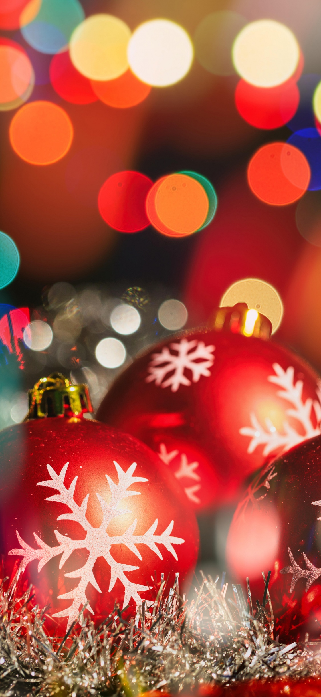 Christmas Day, Christmas Ornament, New Year, Holiday, Christmas Decoration. Wallpaper in 1125x2436 Resolution