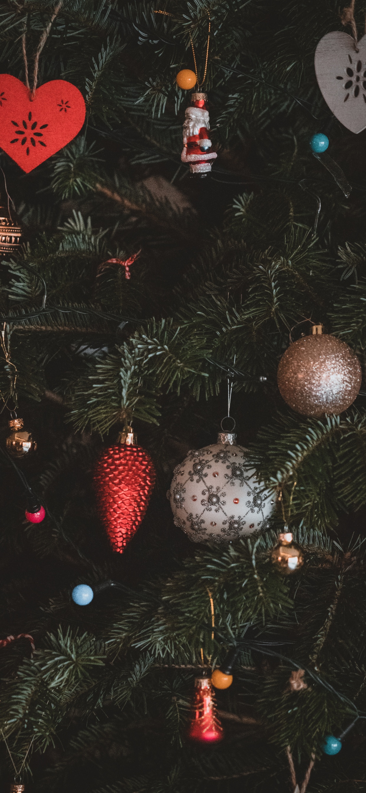 Le Jour De Noël, Ornement de Noël, Décoration de Noël, Ornement, Arbre de Noël. Wallpaper in 1242x2688 Resolution