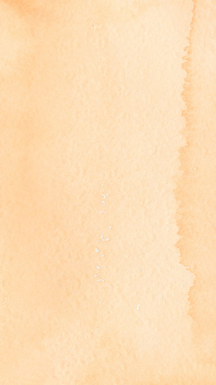 Textile Blanc Sur Table en Bois Marron. Wallpaper in 750x1334 Resolution