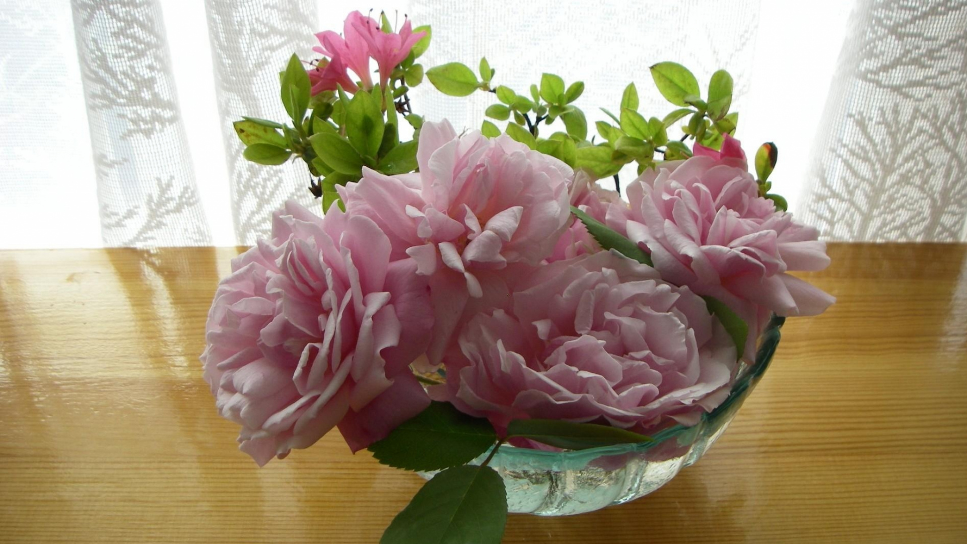 Pink Flower Bouquet on Brown Wooden Table. Wallpaper in 1920x1080 Resolution