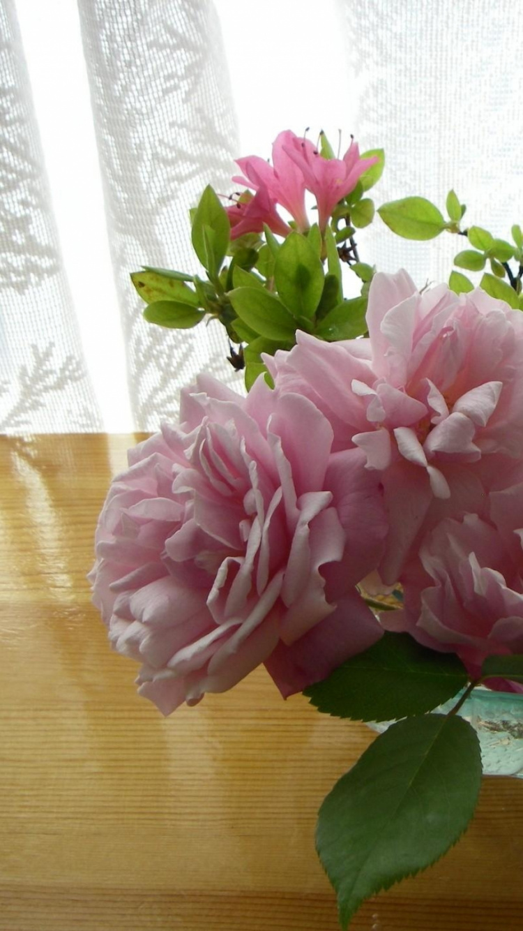 Pink Flower Bouquet on Brown Wooden Table. Wallpaper in 750x1334 Resolution
