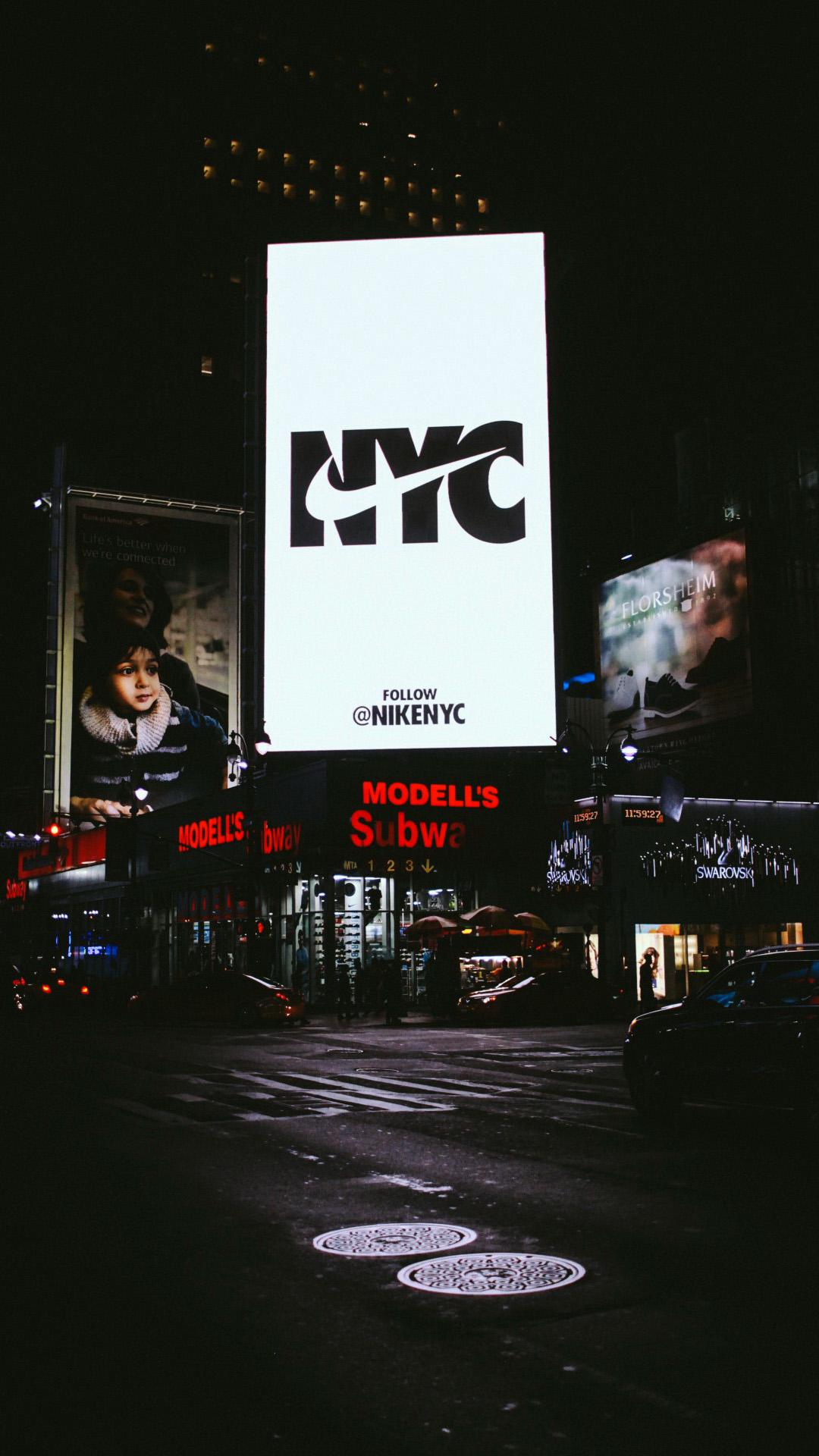 Nacht, Karma-Stadt, Gebäude, Automotive Lighting, Billboard. Wallpaper in 1080x1920 Resolution