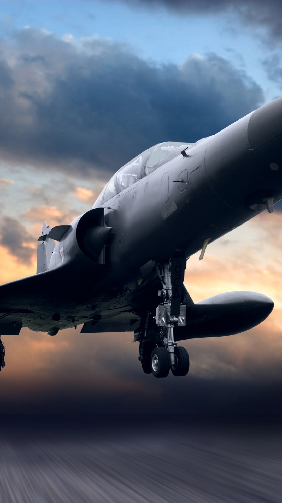 Avión de Combate Gris Bajo el Cielo Nublado Durante el Día. Wallpaper in 1080x1920 Resolution