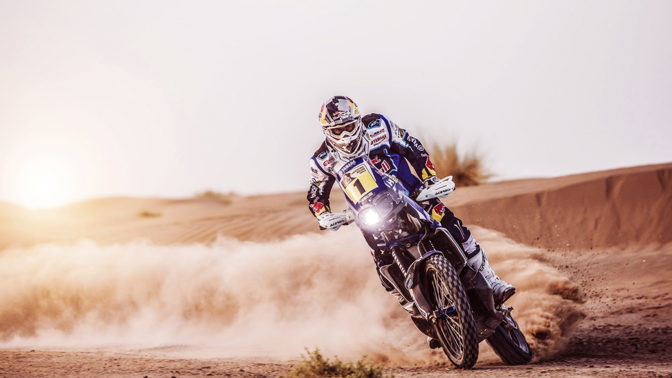 Mann, Der Motocross-Dirt-Bike Fährt. Wallpaper in 1366x768 Resolution