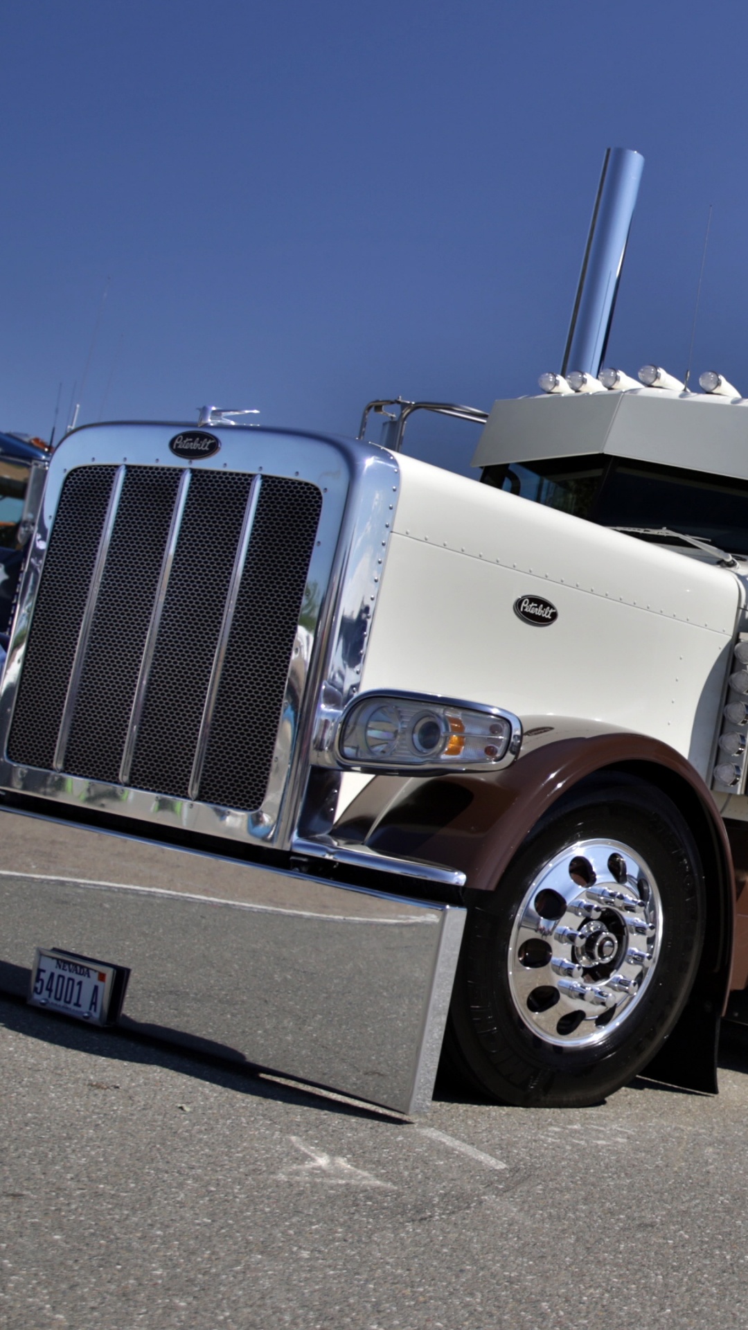 White Freight Truck on Road During Daytime. Wallpaper in 1080x1920 Resolution