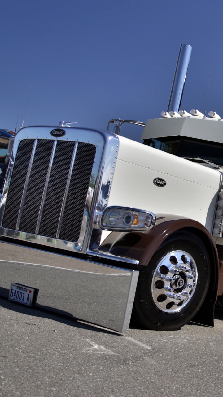 White Freight Truck on Road During Daytime. Wallpaper in 720x1280 Resolution