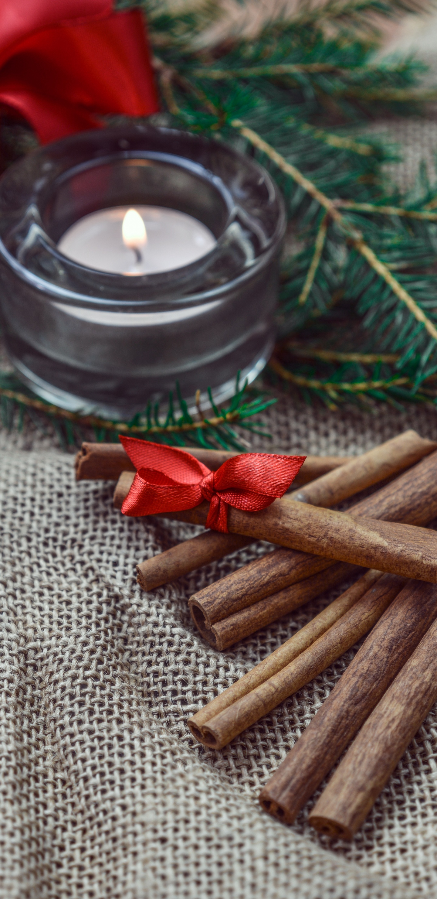 Bâtons Marron Sur Textile Marron. Wallpaper in 1440x2960 Resolution