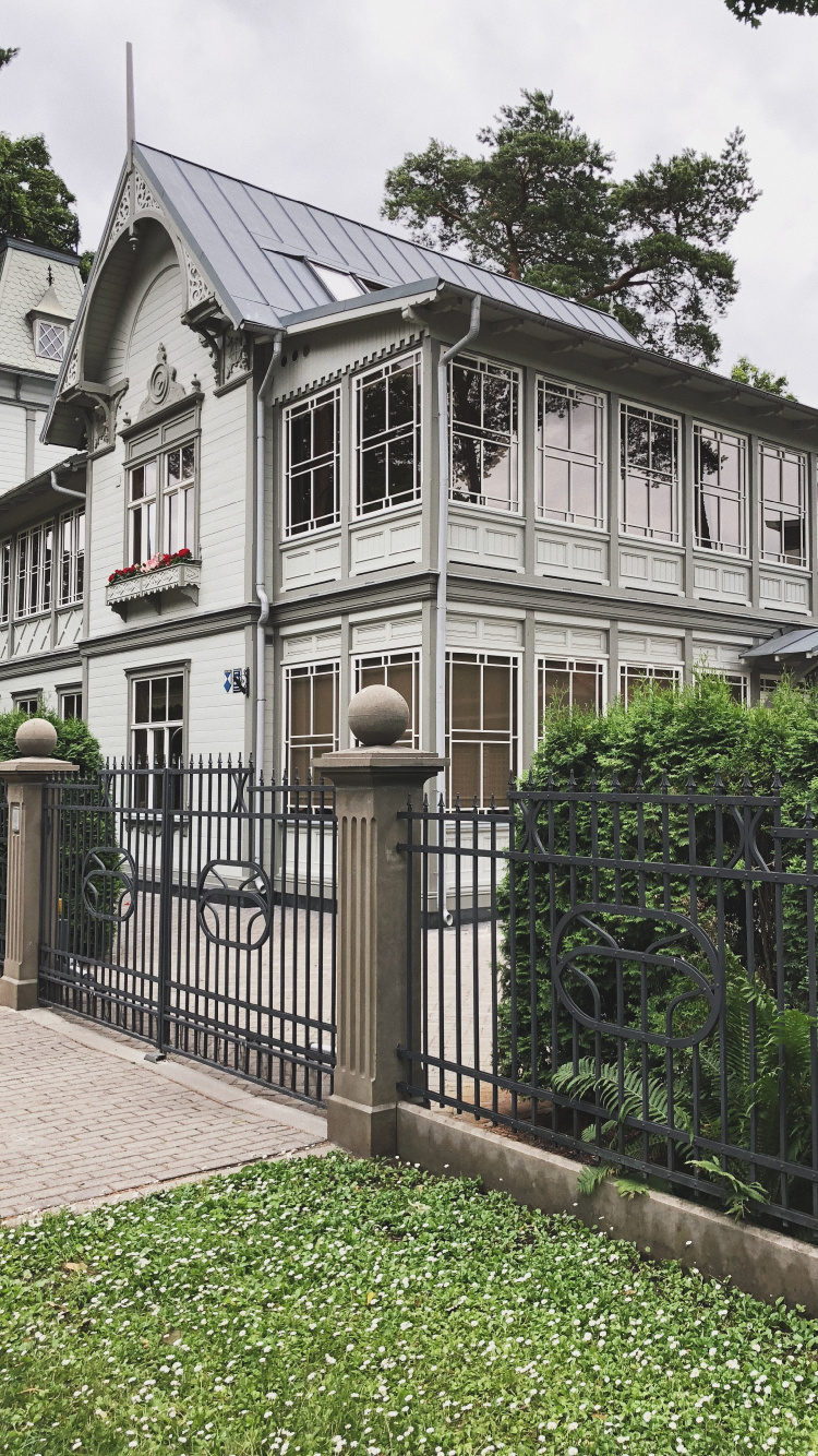 House, Window, Plant, Property, Neighbourhood. Wallpaper in 750x1334 Resolution