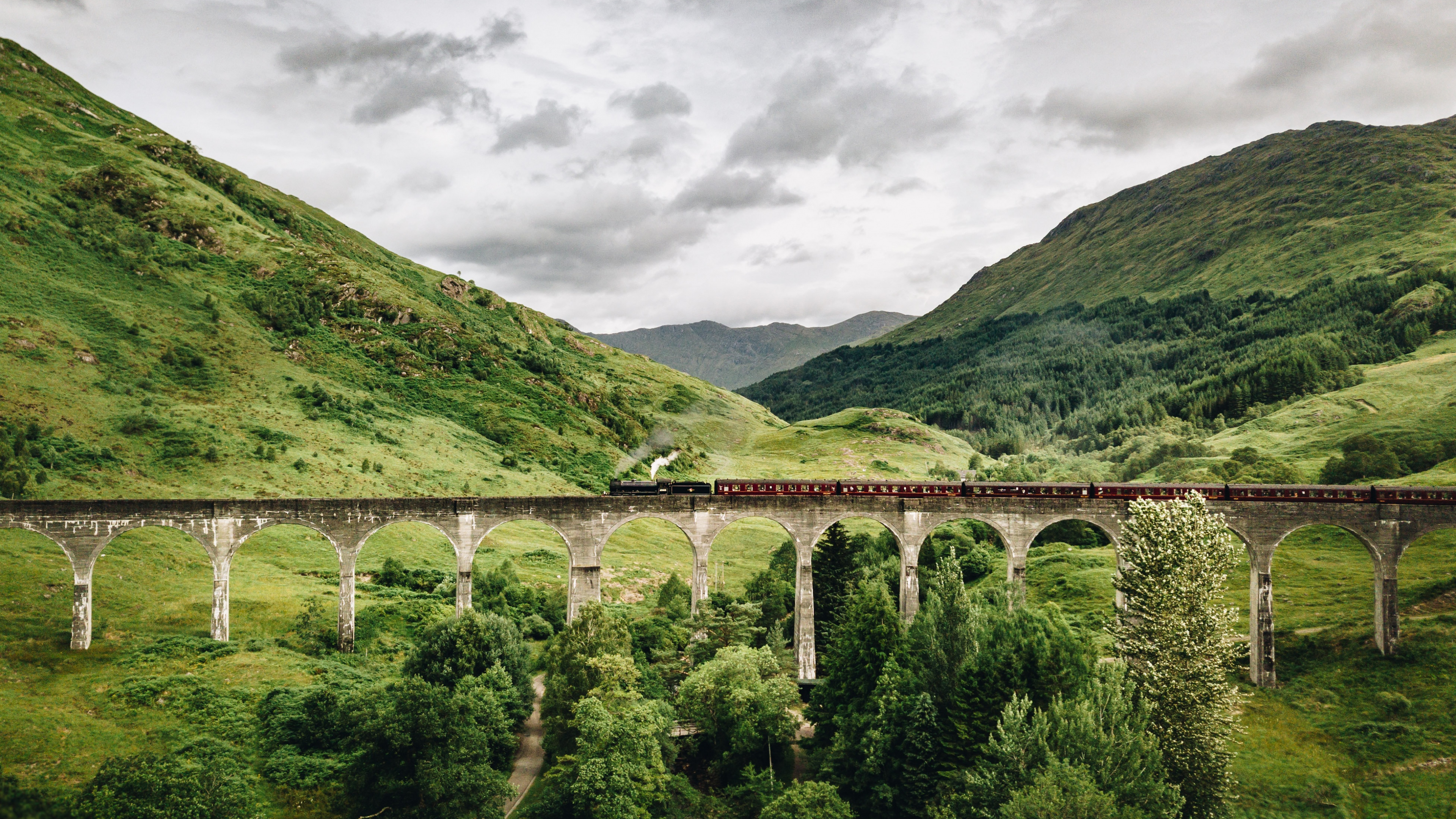 Glenfinnan, Train, Highlands, le Jacobite, Bouclier du Loch. Wallpaper in 3840x2160 Resolution