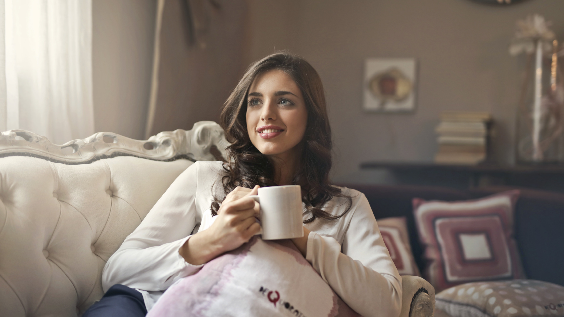 Sitting, Portrait, Smile, Room, Dont Miss This Sale. Wallpaper in 1920x1080 Resolution