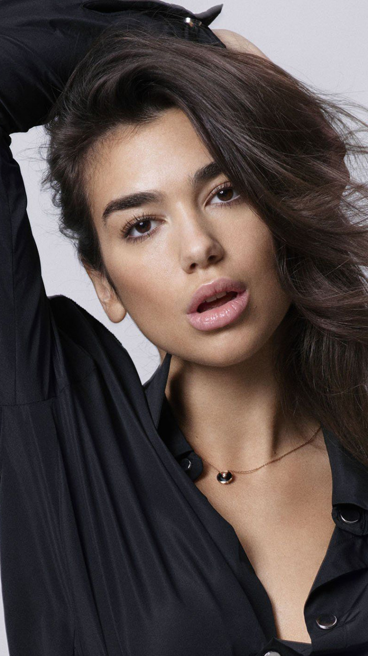 Dua Lipa, Cabello, Peinado, Belleza, Ceja. Wallpaper in 750x1334 Resolution