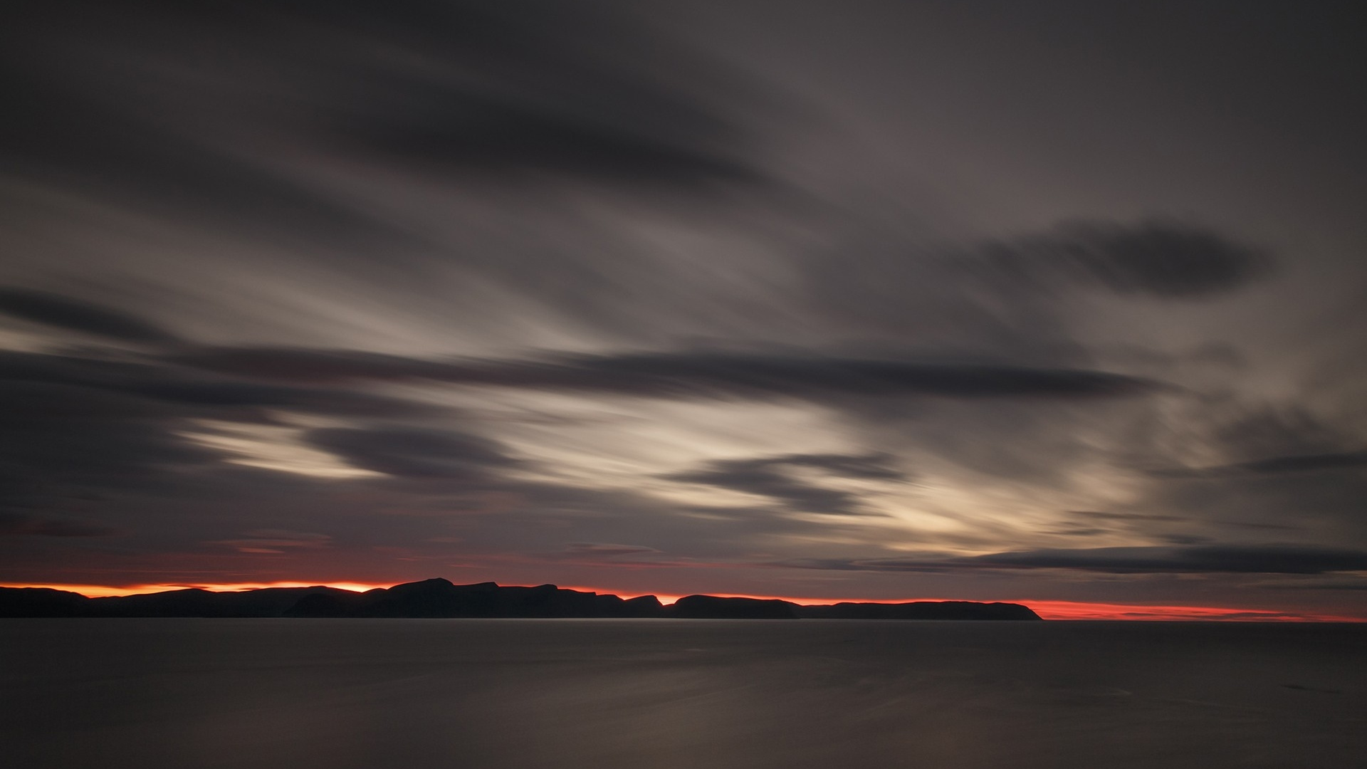 Cuerpo de Agua Bajo el Cielo Nublado Durante la Puesta de Sol. Wallpaper in 1920x1080 Resolution