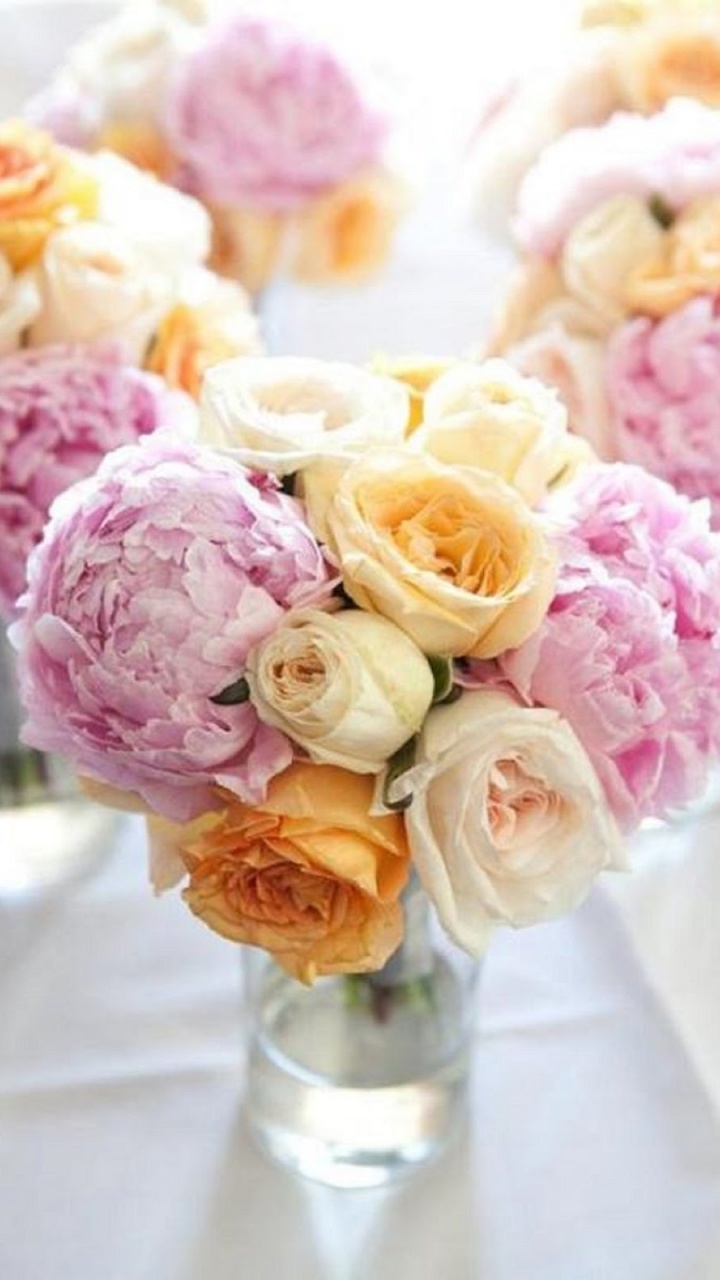 Bouquet de Fleurs Roses et Jaunes. Wallpaper in 720x1280 Resolution