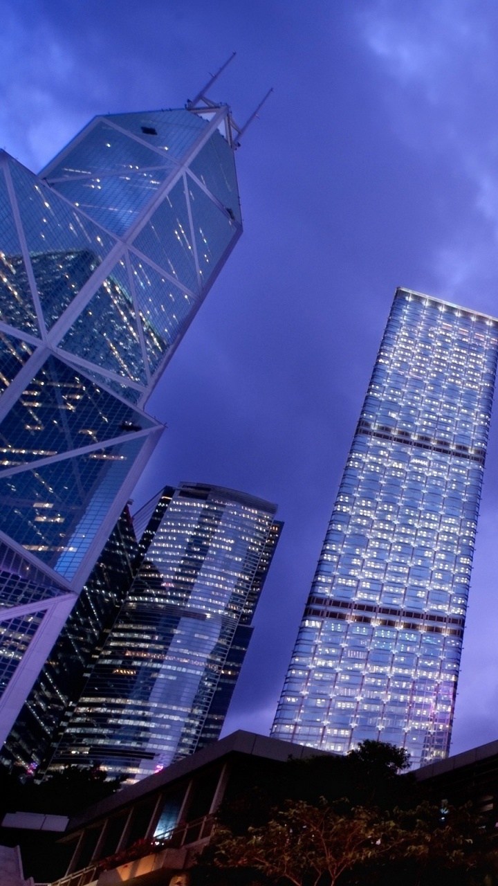 Low Angle Photography of High Rise Building. Wallpaper in 720x1280 Resolution