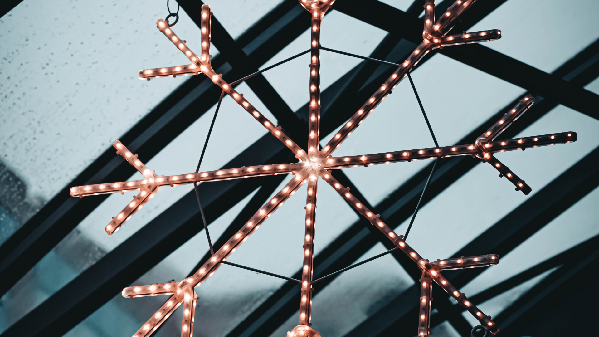 Red and Black String Lights. Wallpaper in 1920x1080 Resolution