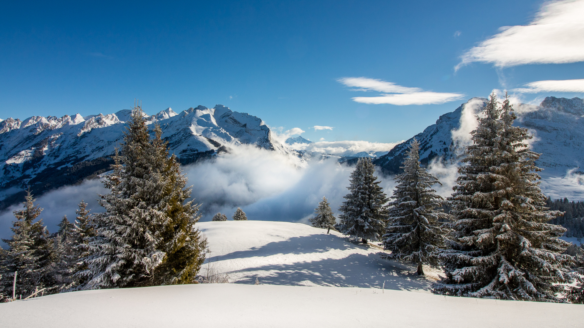 la Clusaz, Cloud, Schnee, Baum, Azure. Wallpaper in 1920x1080 Resolution