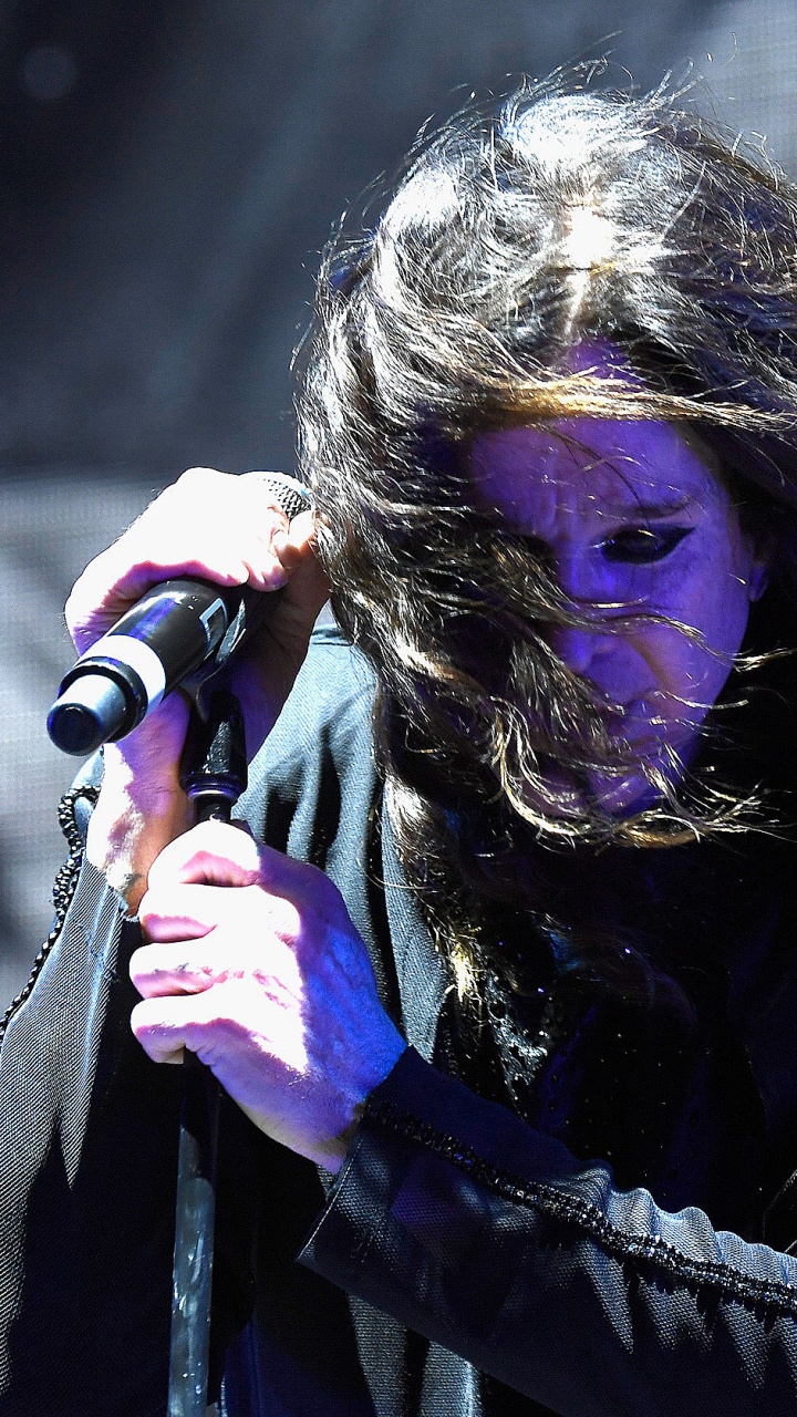No More Tours II, Black Sabbath, Purple, Performance, Event. Wallpaper in 720x1280 Resolution