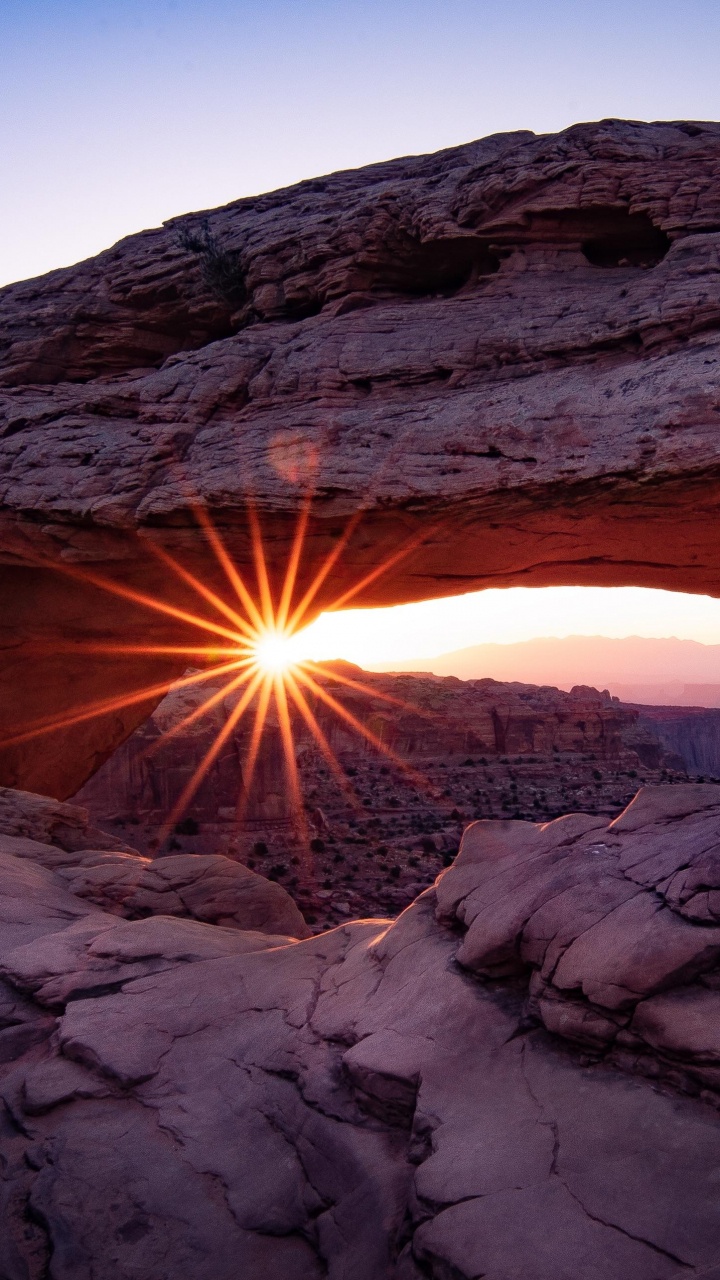 Mesa Arch, Arches National Park, Nationalpark, Park, Bogen. Wallpaper in 720x1280 Resolution