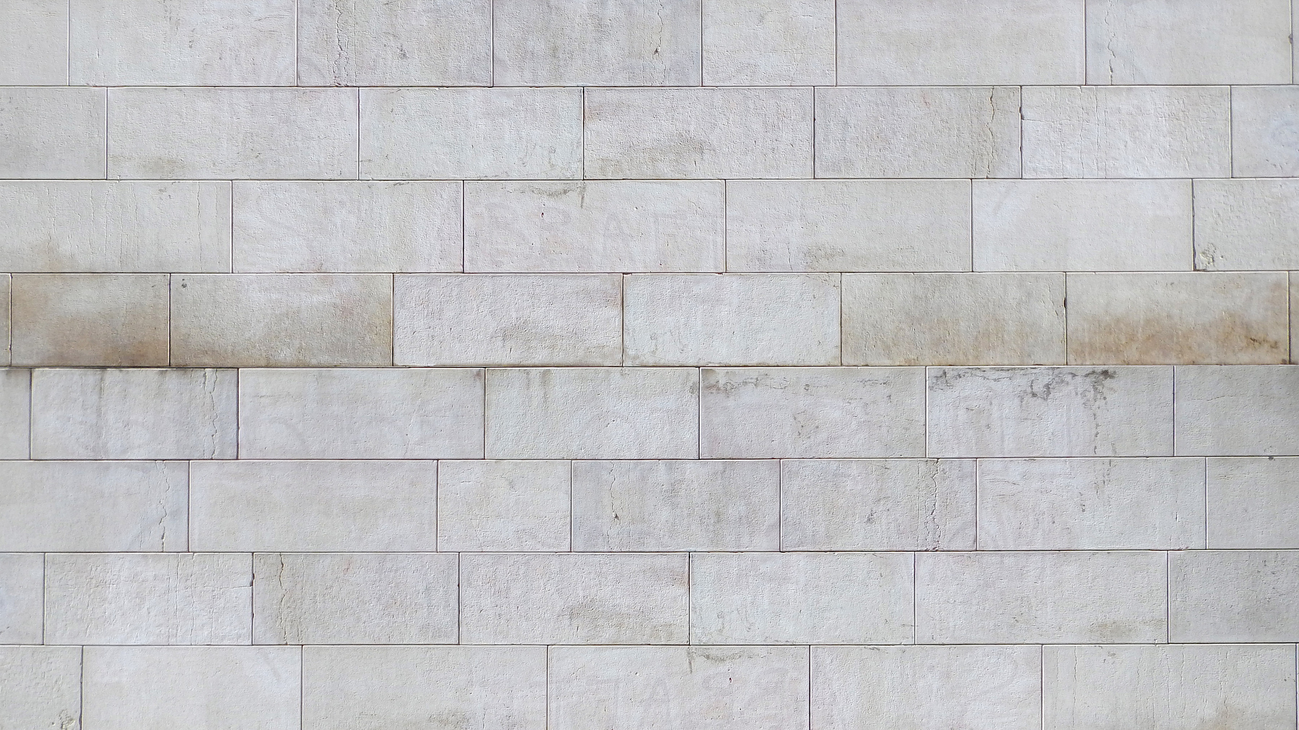 Mur de Béton Blanc Pendant la Journée. Wallpaper in 2560x1440 Resolution