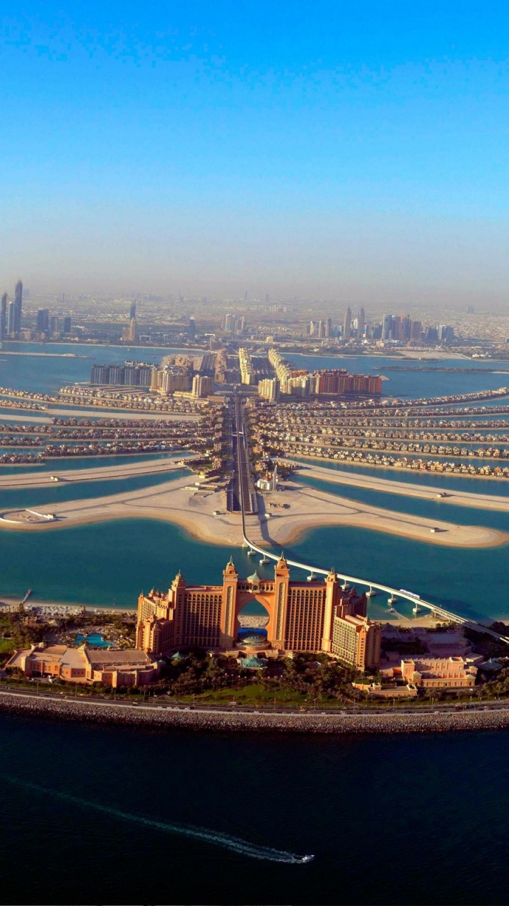 Luftaufnahme Von Stadtgebäuden Tagsüber. Wallpaper in 720x1280 Resolution