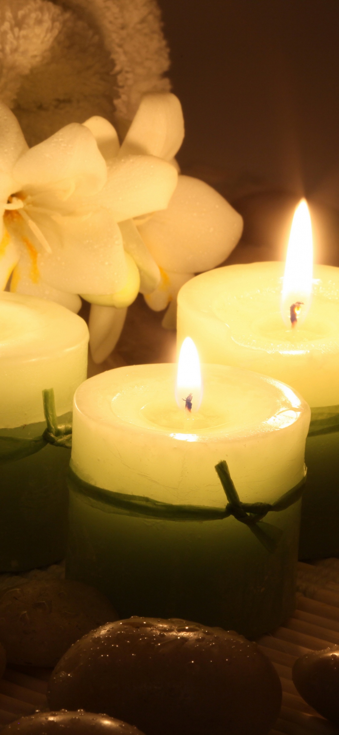 Towel, Candle, Lighting, Light, Flame. Wallpaper in 1125x2436 Resolution