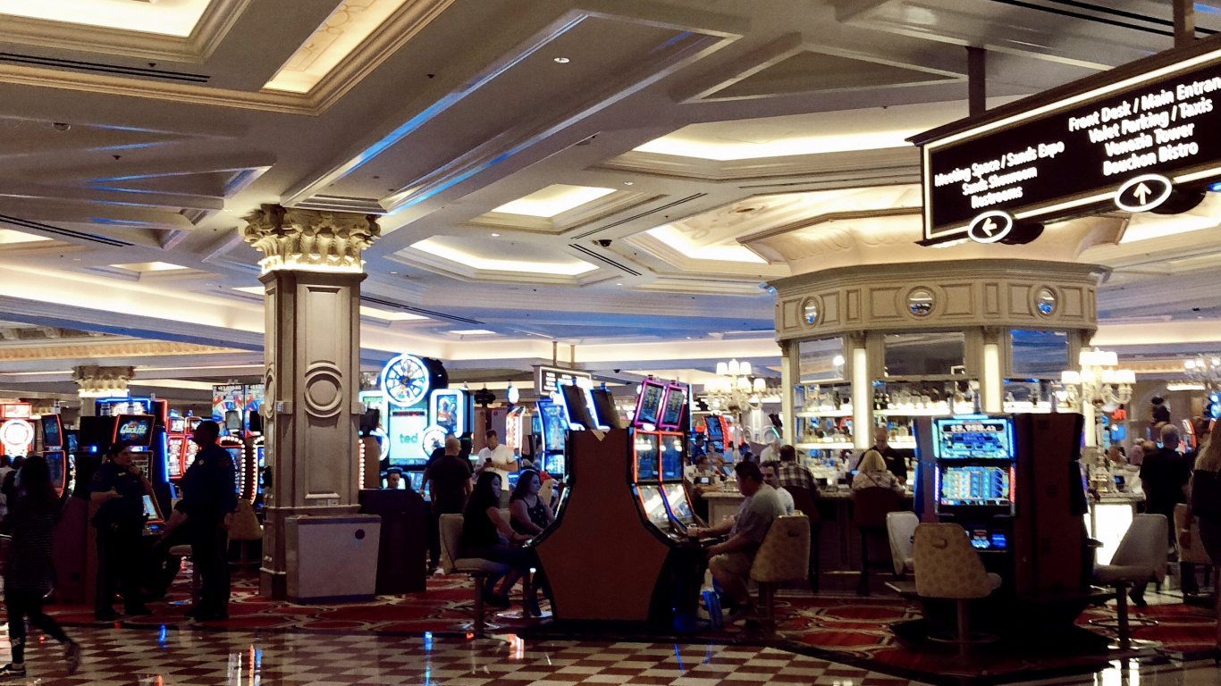 Alexandra Soumm, Shopping Centre, Lighting, Interior Design, Ceiling. Wallpaper in 1366x768 Resolution