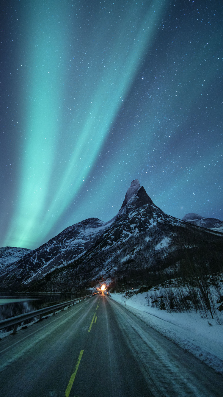 Nature, Chemistry, Science, Mountain, Atmosphere. Wallpaper in 750x1334 Resolution