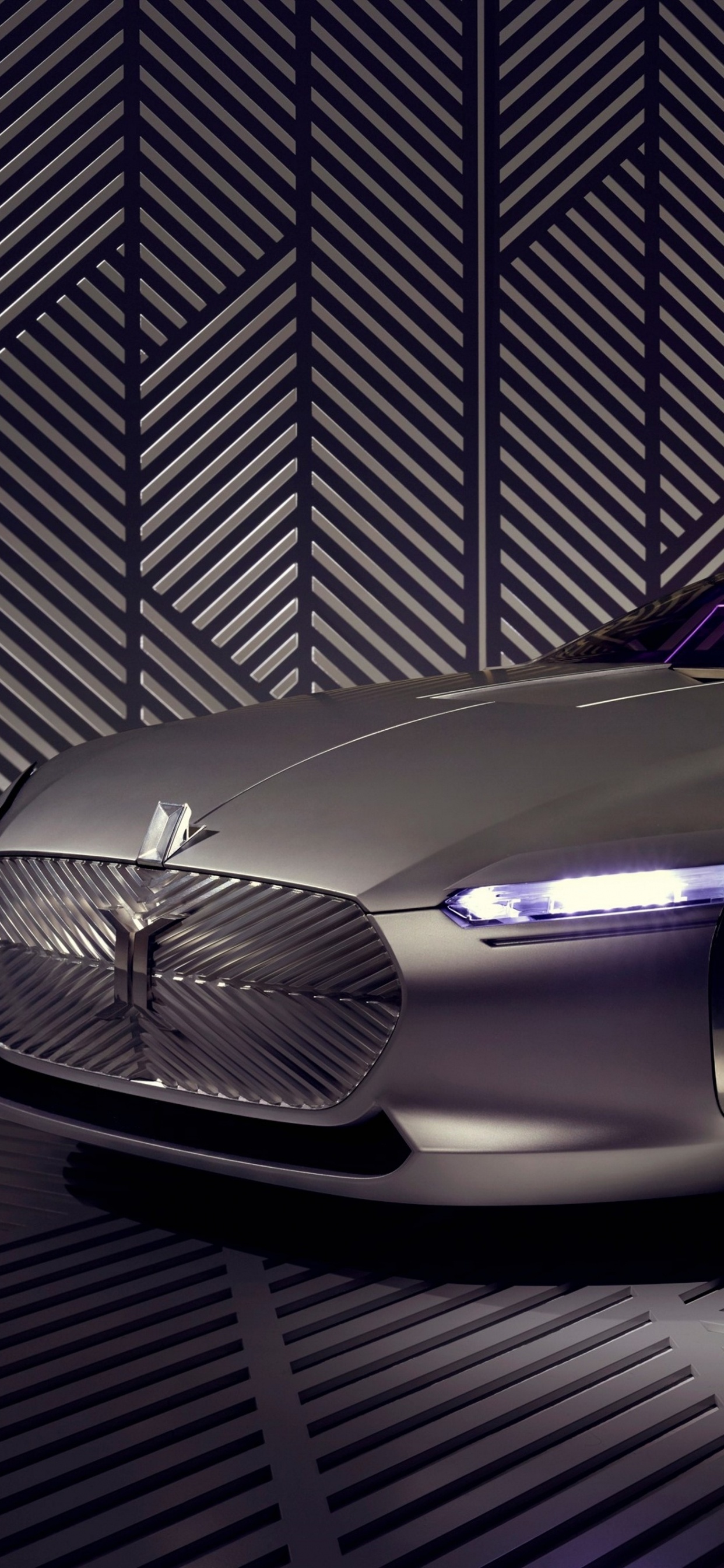 Foto en Escala de Grises de un Cupé Frente a la Pared. Wallpaper in 1242x2688 Resolution