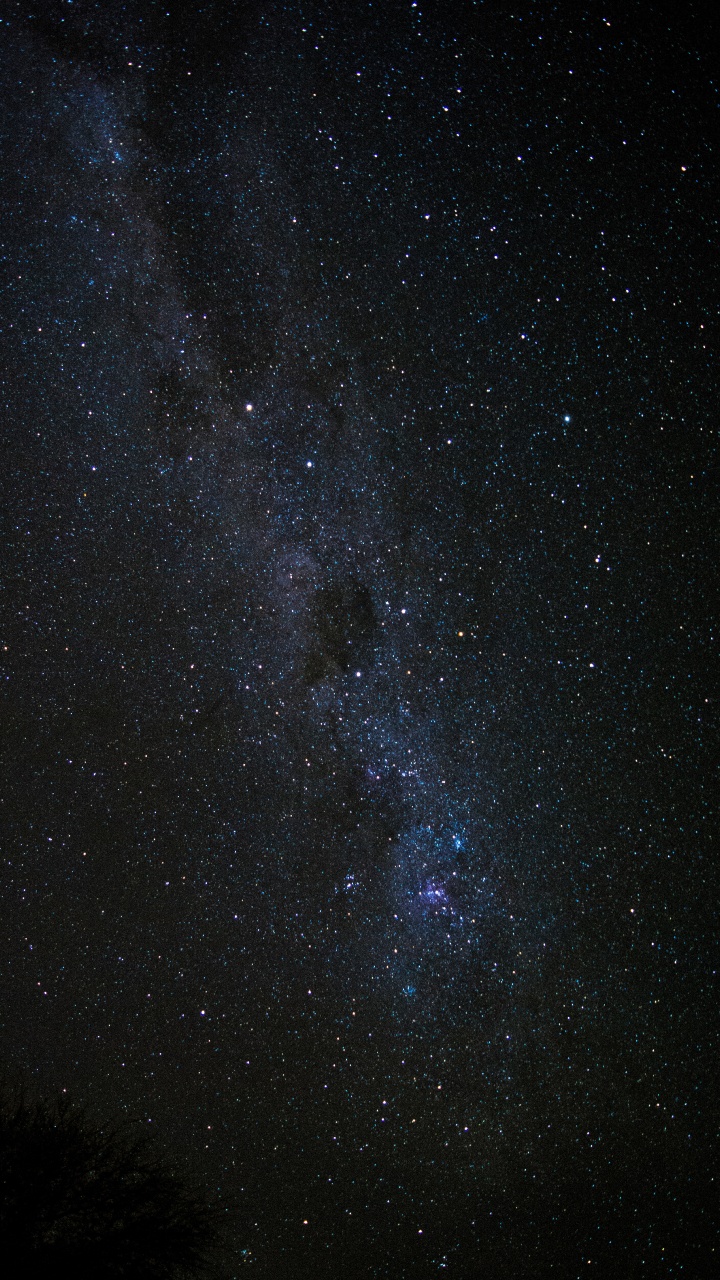 Starry Night Sky During Night Time. Wallpaper in 720x1280 Resolution