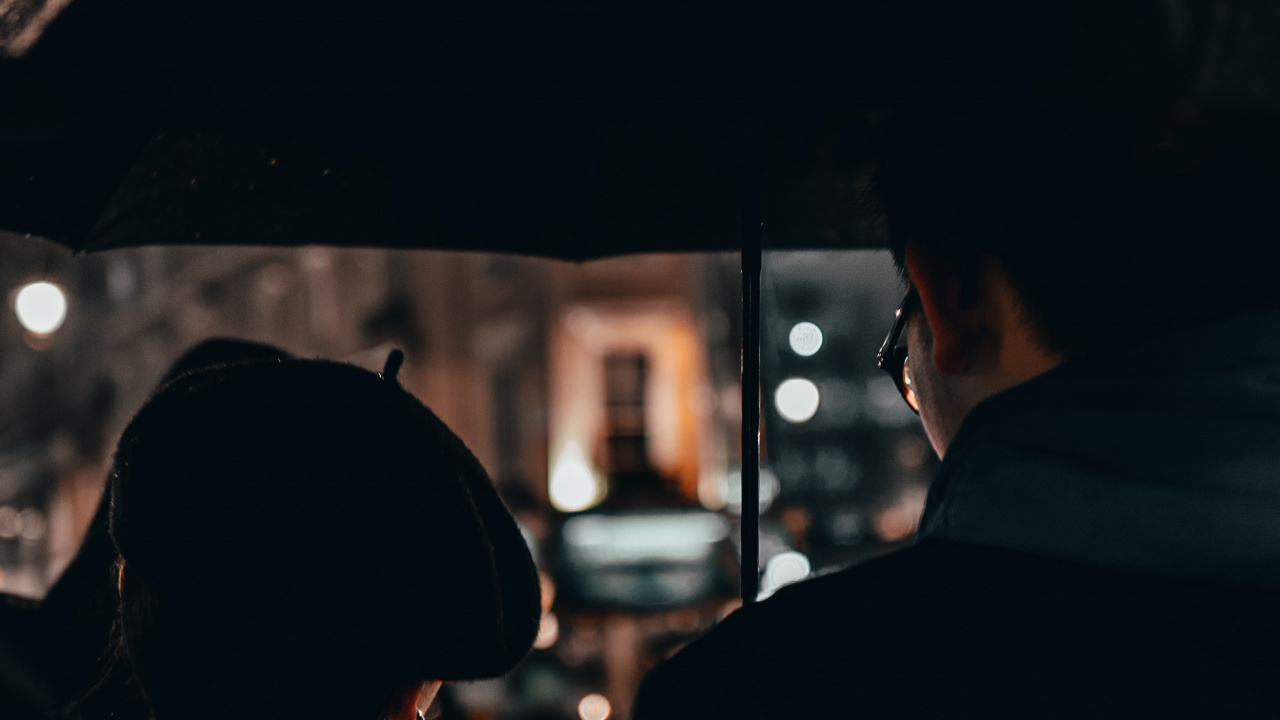 Man in Black Hat and Black Coat. Wallpaper in 1280x720 Resolution