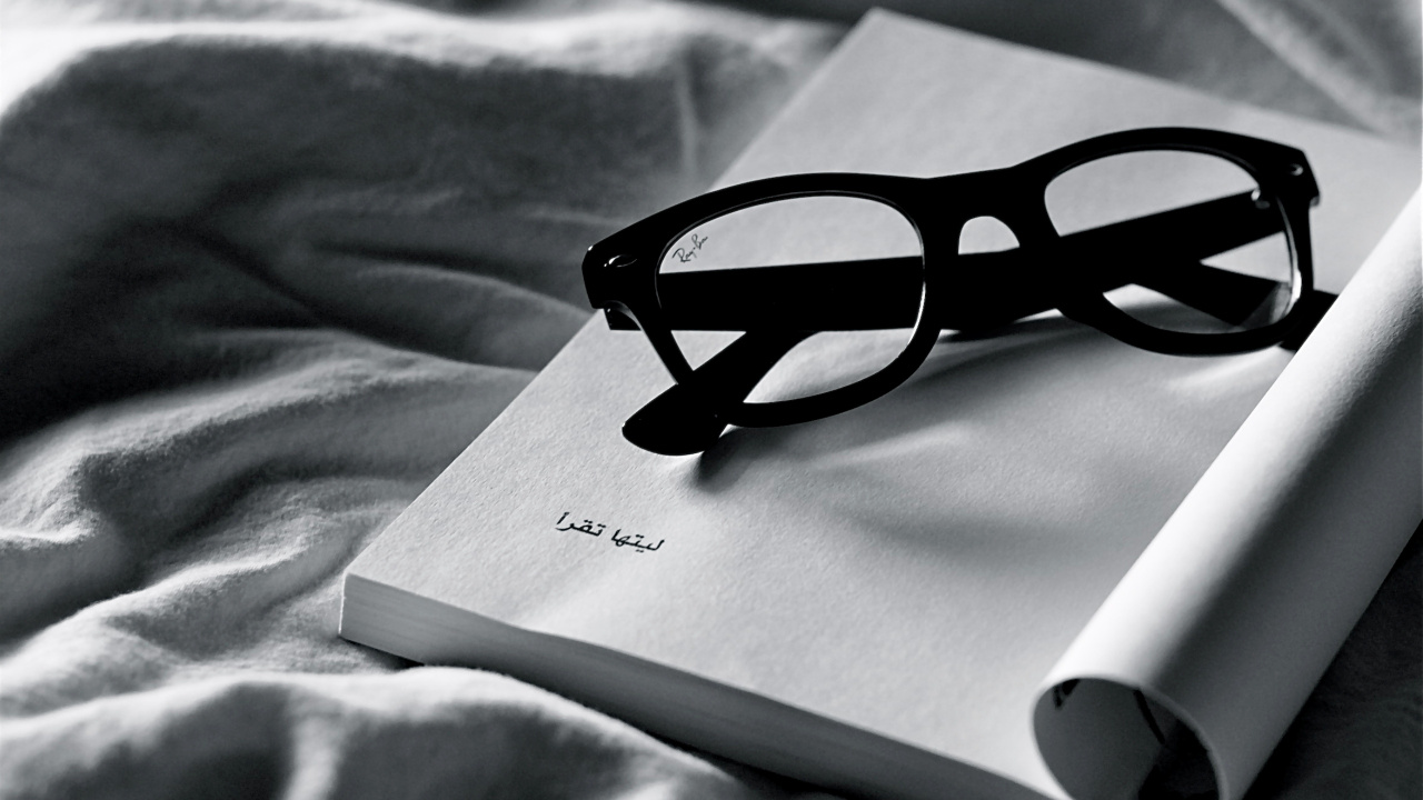 Black Framed Eyeglasses on White Paper. Wallpaper in 1280x720 Resolution