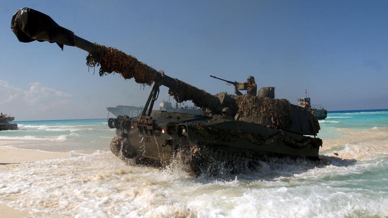 M109 Howitzer, Tank, Sea, 155 Mm, Military. Wallpaper in 1280x720 Resolution