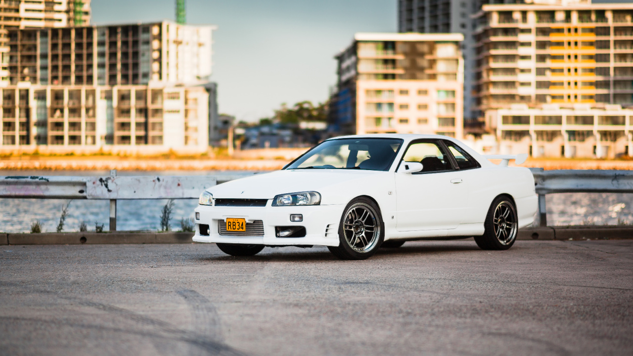 White Bmw m 3 on Road During Daytime. Wallpaper in 1280x720 Resolution