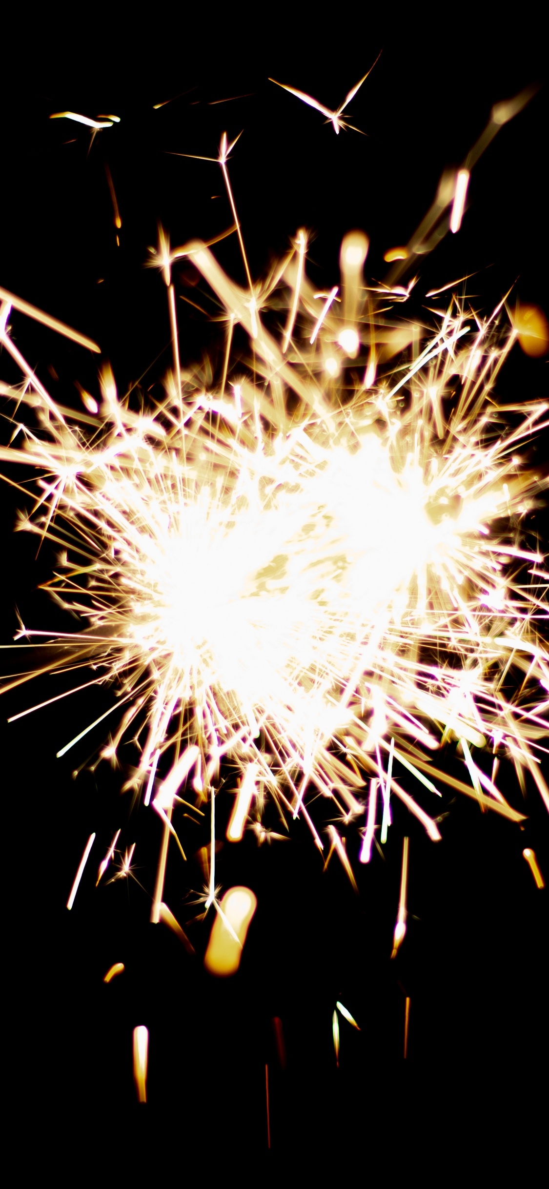 Sparkler, Fireworks, New Years Day, Diwali, Darkness. Wallpaper in 1125x2436 Resolution