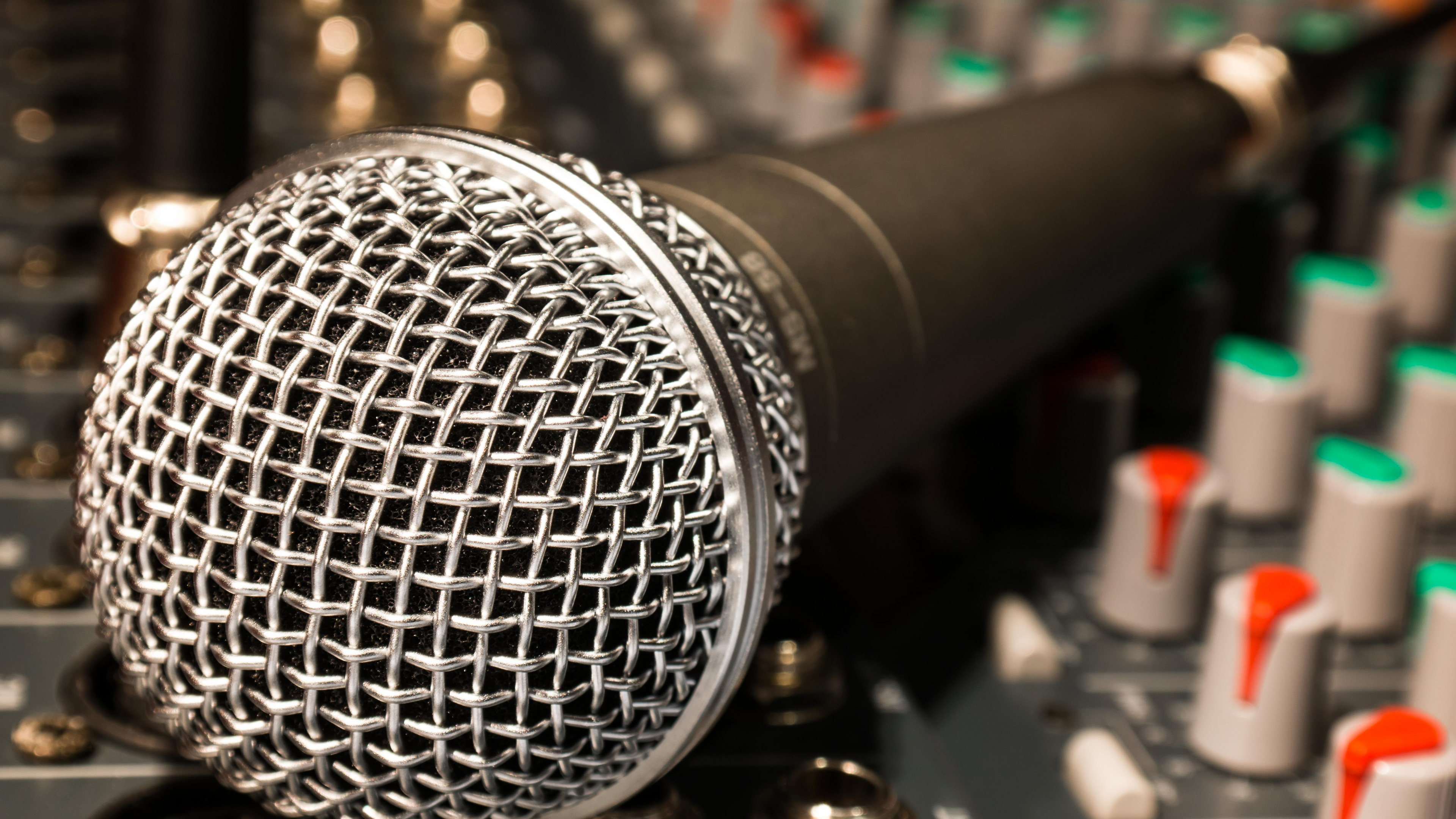 Download 3840x2160 Wallpaper Recording, Audio Signal, Audio Mixers, Microphone, Technology Recording, Audio Signal, Audio Mixers, Microphone, Technology. Wallpaper in 3840x2160 Resolution