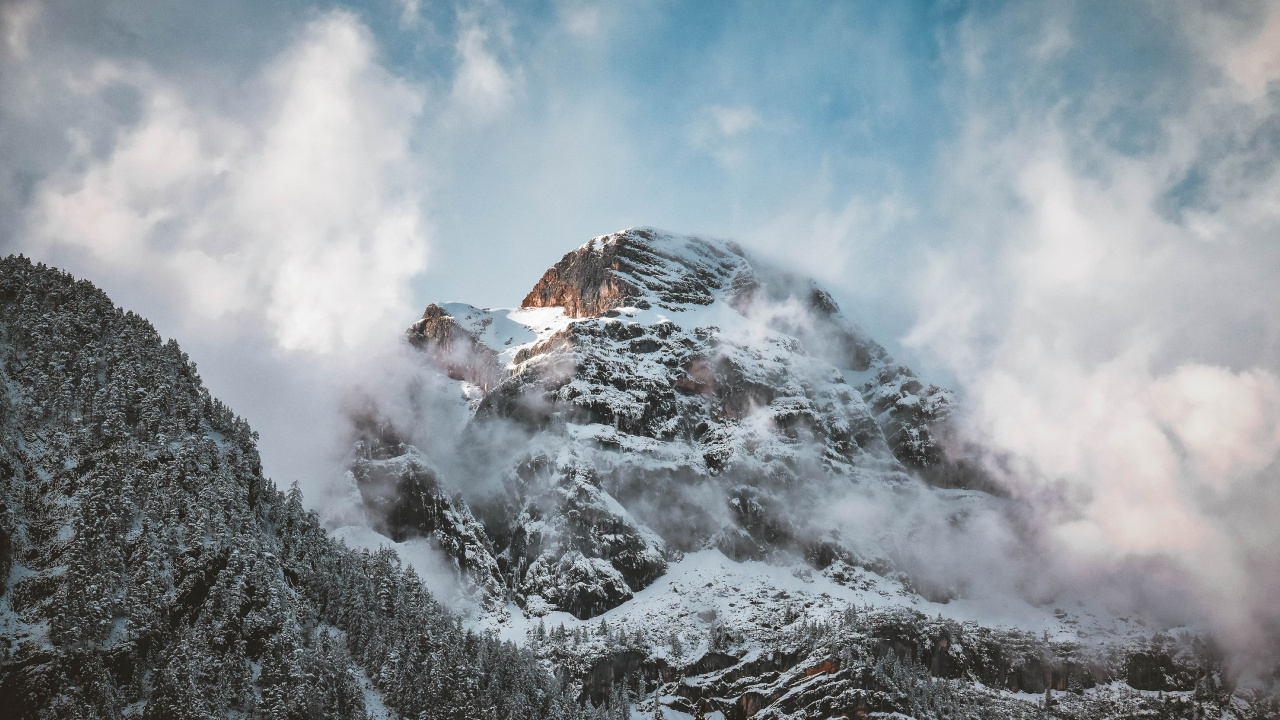 Gipfel, Cloud, Bergigen Landschaftsformen, Rock, Bergkette. Wallpaper in 1280x720 Resolution