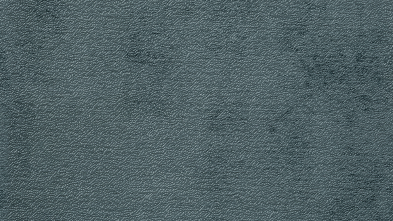 Textile Bleu Sur Table en Bois Marron. Wallpaper in 1366x768 Resolution