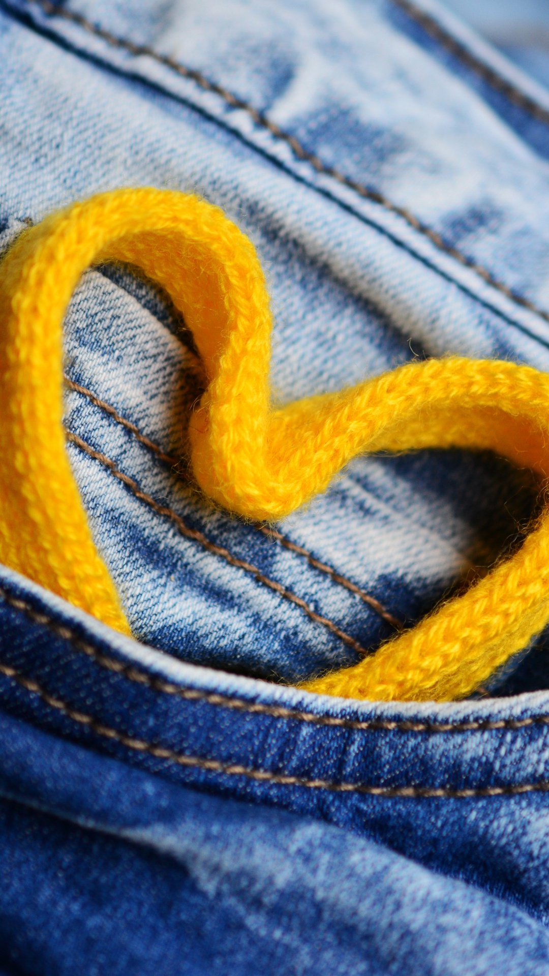 Jeans, Vêtement, Denim, Jaune, Textile. Wallpaper in 1080x1920 Resolution