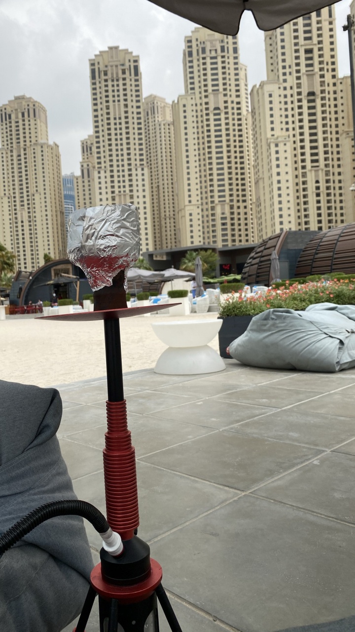 Stadtgebiet, Wolkenkratzer, Tower Block, Eigentumswohnung, Gebäude. Wallpaper in 720x1280 Resolution