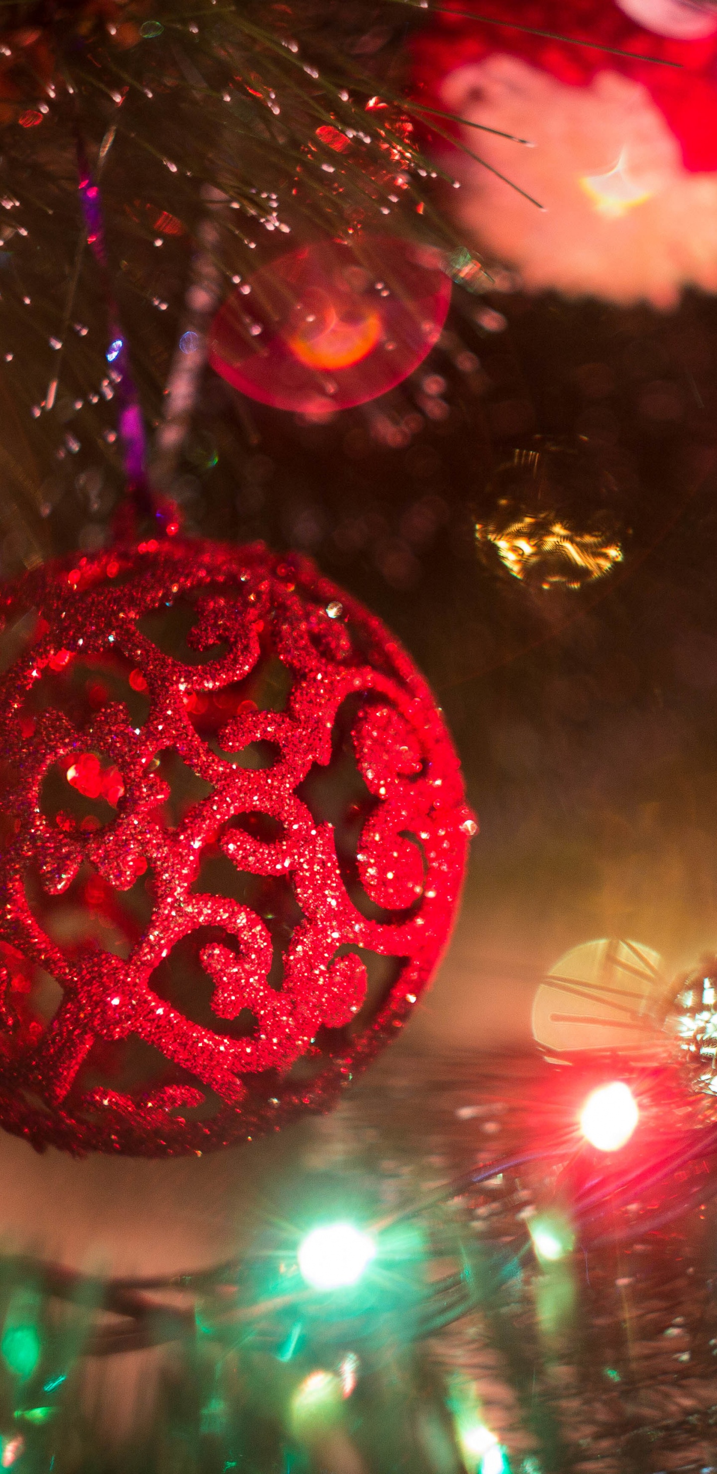 Nouvelle Année, Le Jour De Noël, Guirlande, Arbre de Noël, Ornement de Noël. Wallpaper in 1440x2960 Resolution