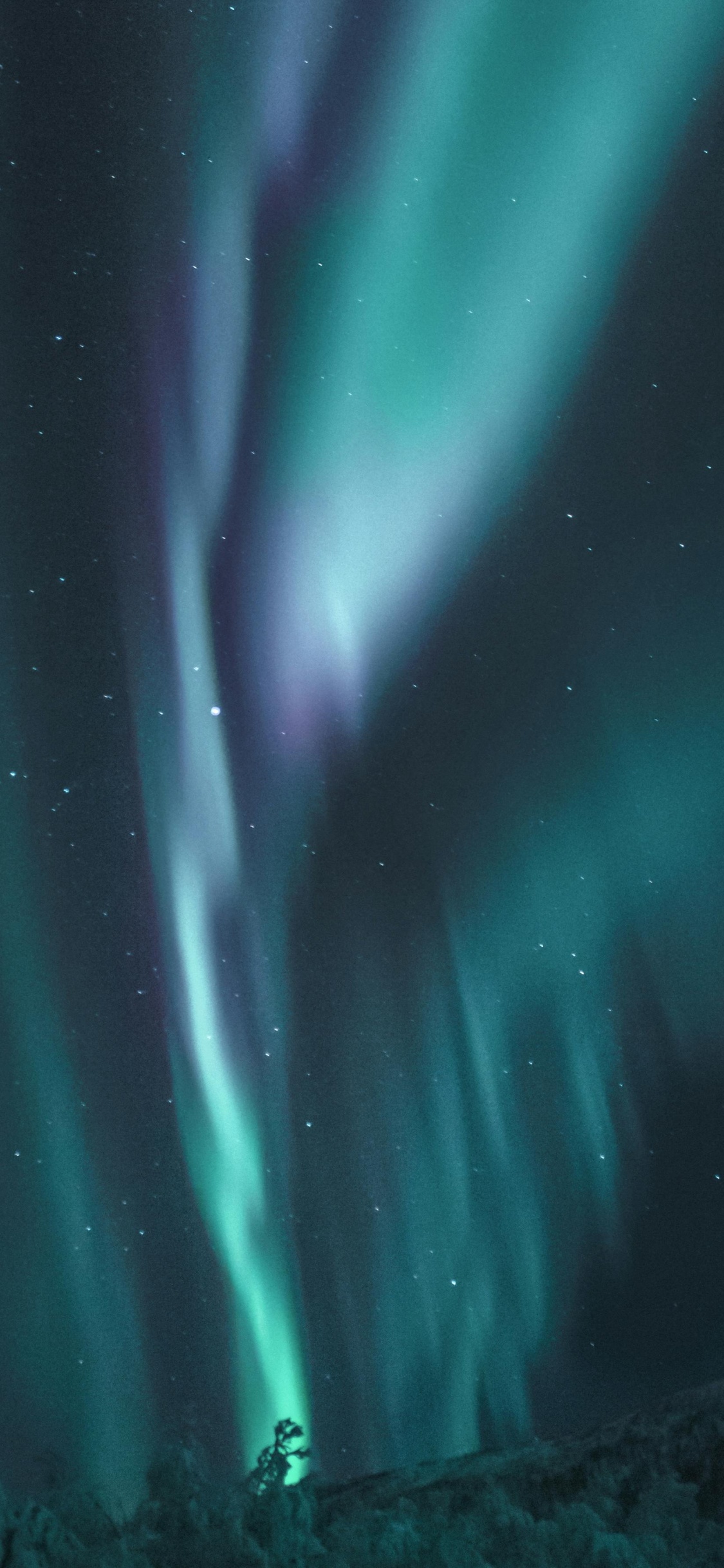 Blau Grün Farbe Nachthimmel, Aurora, Blau, Nachthimmel. Wallpaper in 1125x2436 Resolution